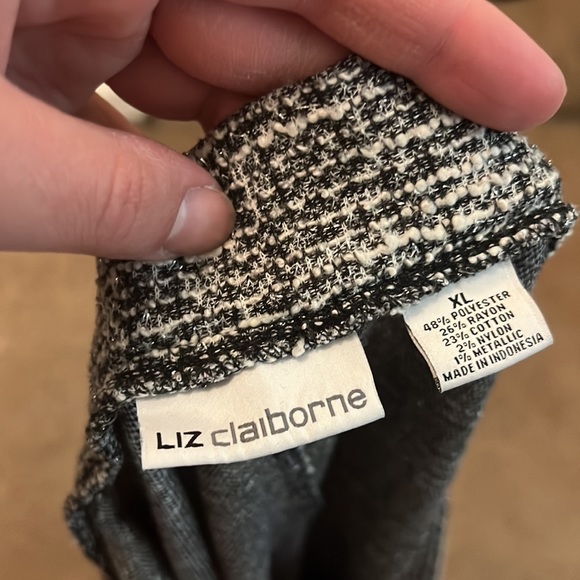 Liz Claiborne Black Tweed Skirt - Picture 2 of 3